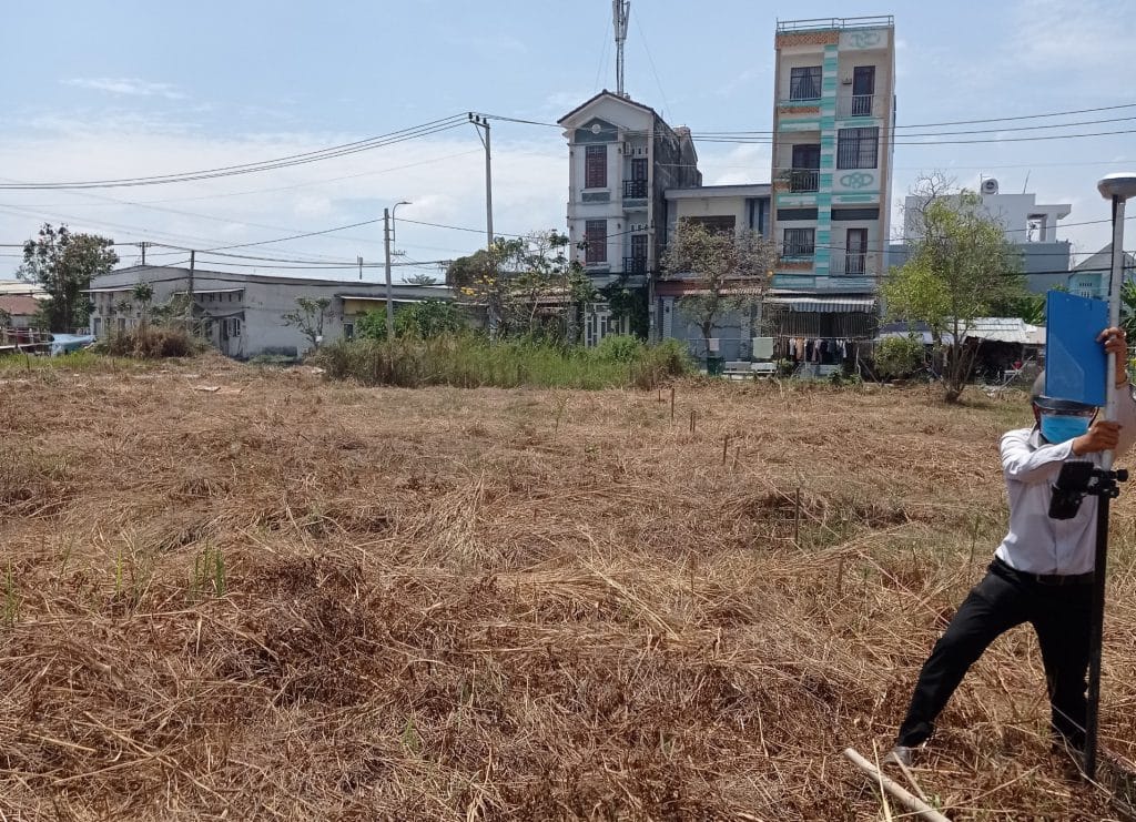 Giải quyết thế nào khi bị hàng xóm lấn đất, chiếm đất?