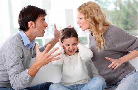 Người chồng có được yêu cầu từ chối nhận cha con khi xác định con sinh ra trong thời kỳ hôn nhân không phải con của mình không? (2023)