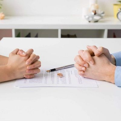 Ly thân khác với ly hôn như nào? (2023)