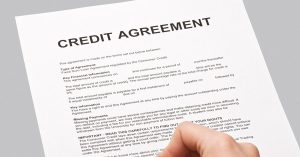 Hợp đồng tín dụng là gì? Đặc điểm, nội dung và phân loại hợp đồng tín dụng?