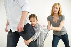 Quy định của pháp luật về việc thay đổi người trực tiếp nuôi con sau ly hôn?